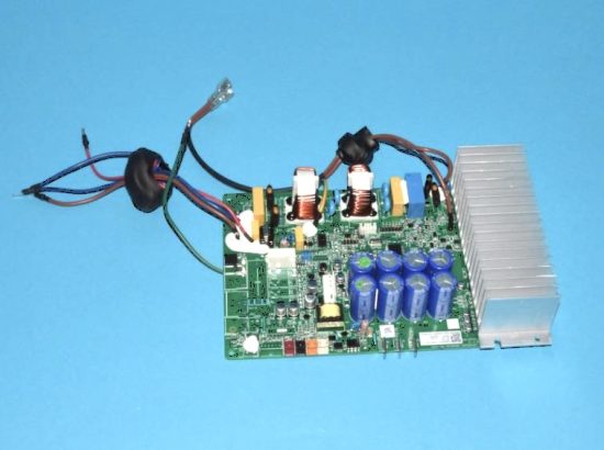 PLACA MAIN UNIDAD EXTERIOR K2200221
