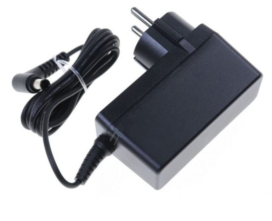 EAY65895713 adaptador de corriente